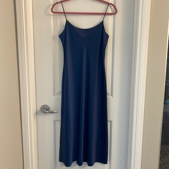 Theory 100% silk slip dress - Picture 1 of 7